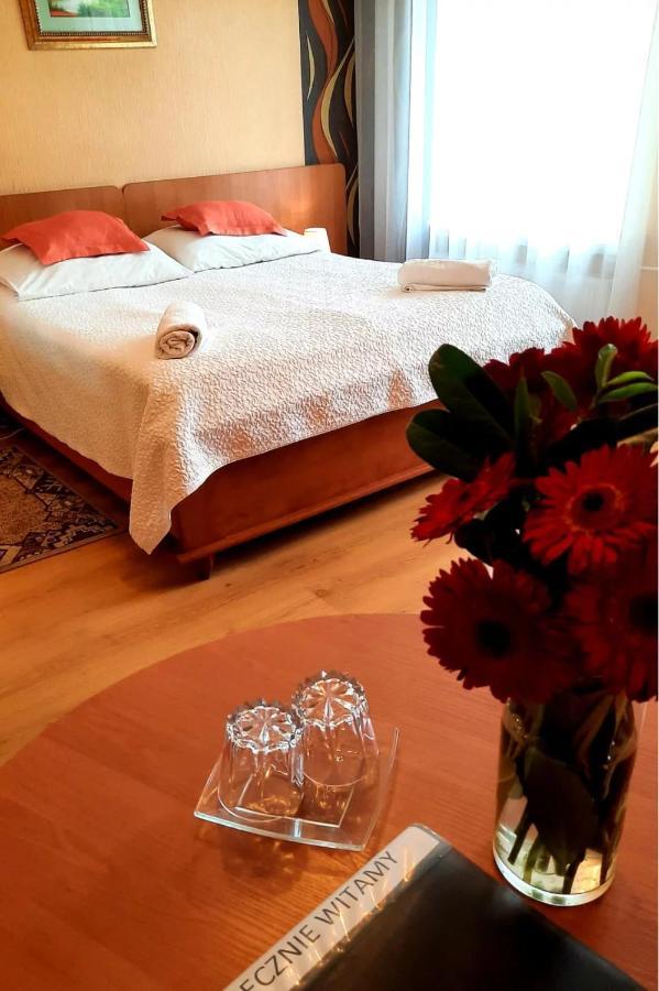 Hotel Bursztyn Kaliszki 외부 사진