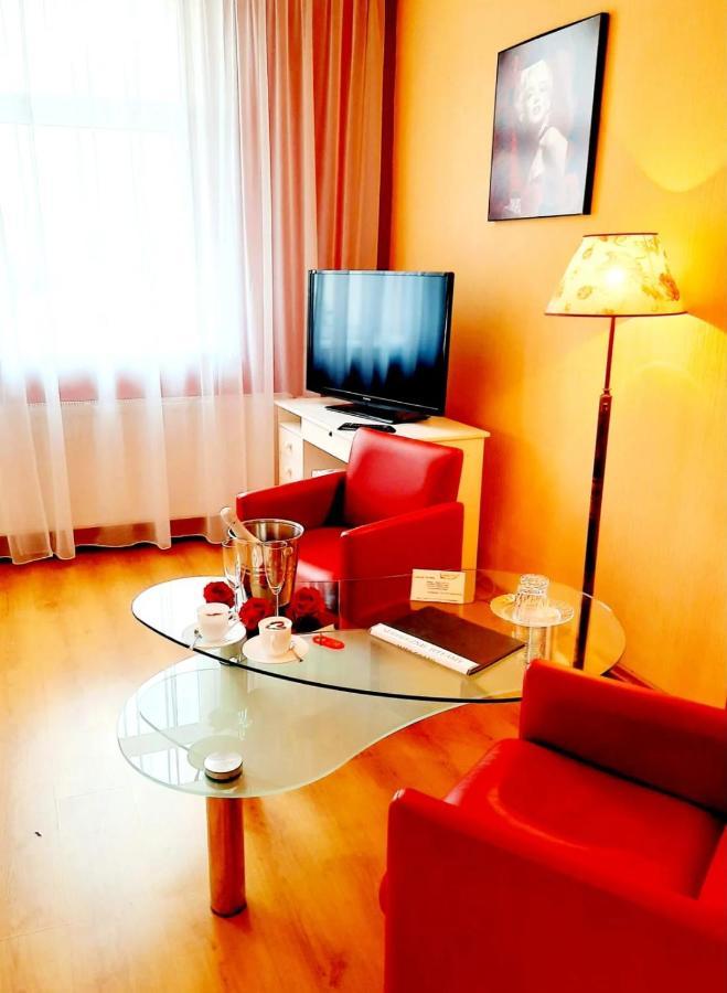 Hotel Bursztyn Kaliszki 외부 사진