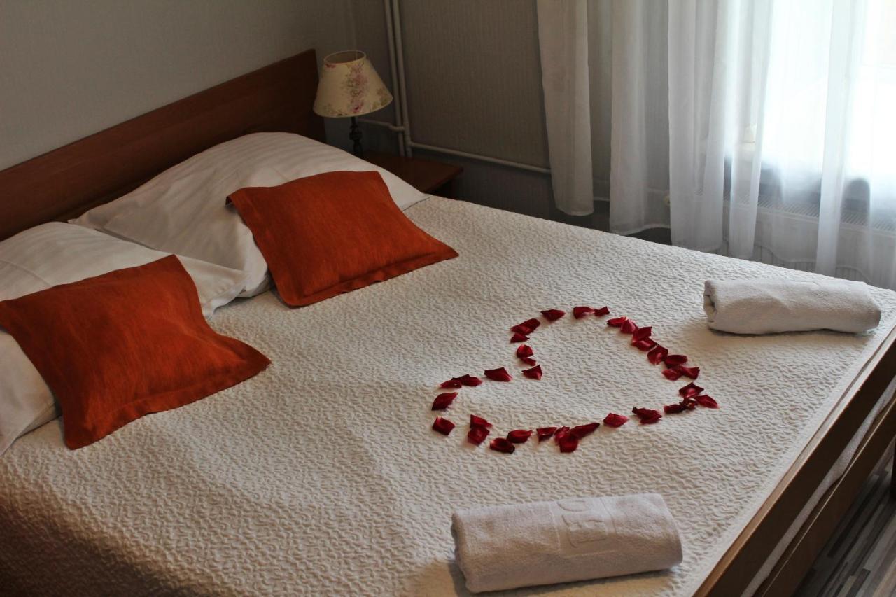 Hotel Bursztyn Kaliszki 외부 사진